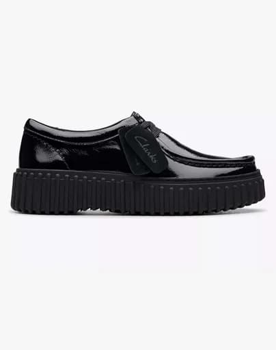 CLARKS Torhill Bee 26179111-Black Pat Black