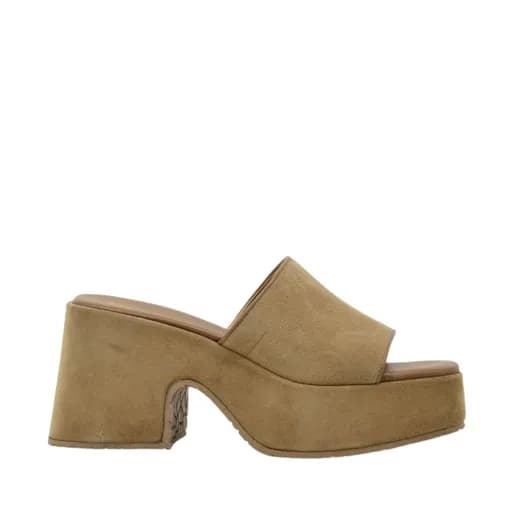 Γυναικεία mules KOMIS&KOMIS E801 μπεζ δέρμα καστόρ