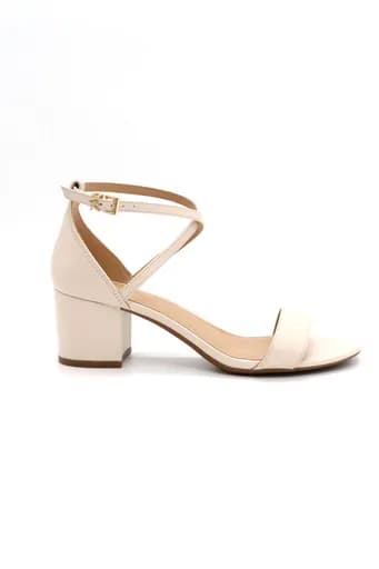 MICHAEL KORS ΠΑΠΟΥΤΣΙΑ ΠΕΔΙΛΑ SERENA FLEX SANDAL ΜΕΤΑΛΛΙΚΟ LOGO ΚΡΕΜ