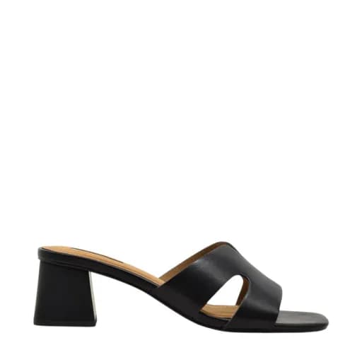 Γυναικεία mules Corina M5370 μαύρο