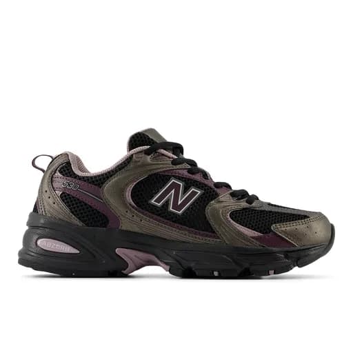 Sneakers MR530